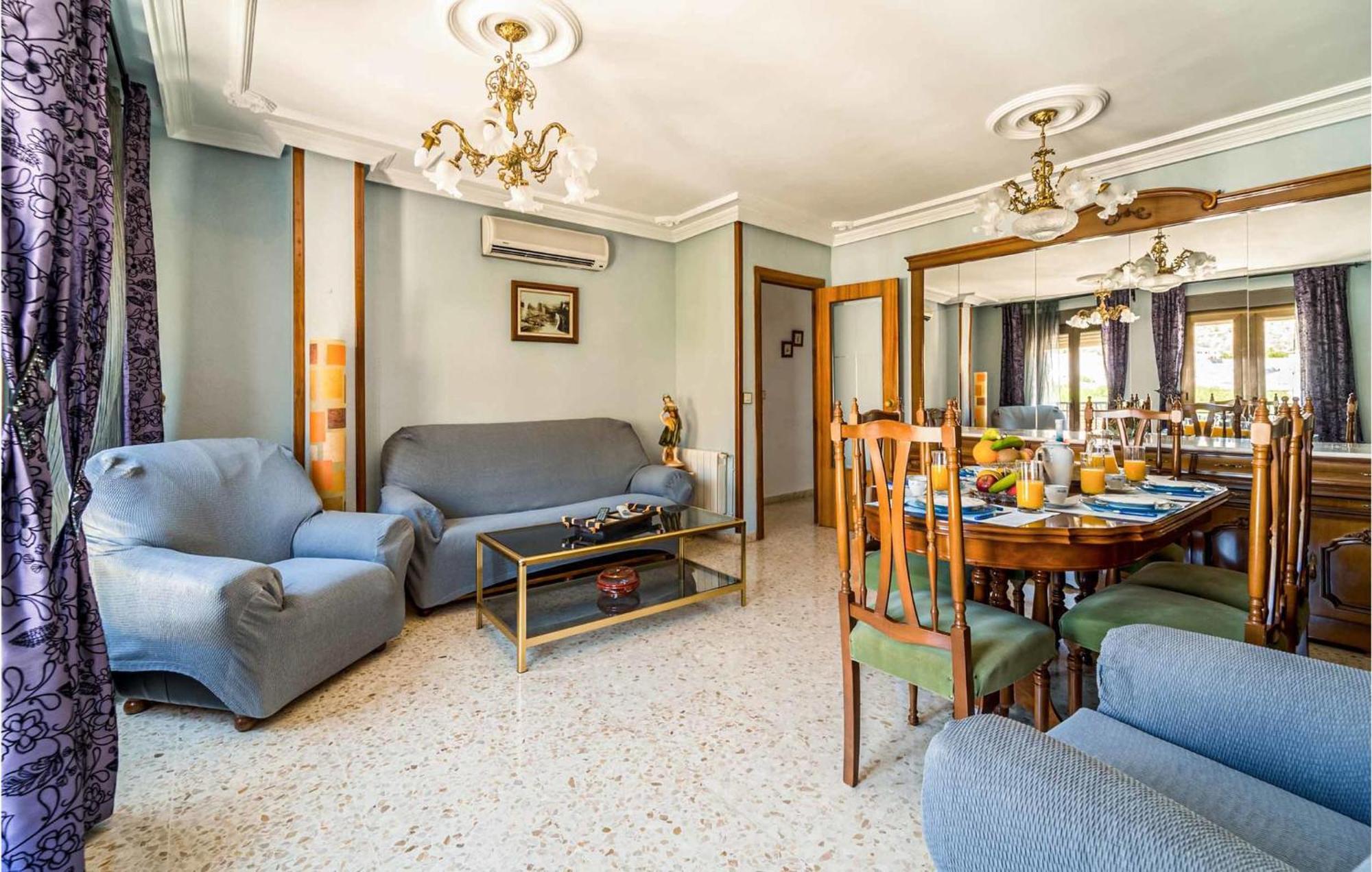 3 Bedroom Cozy Apartment In Pegalajar Exterior photo